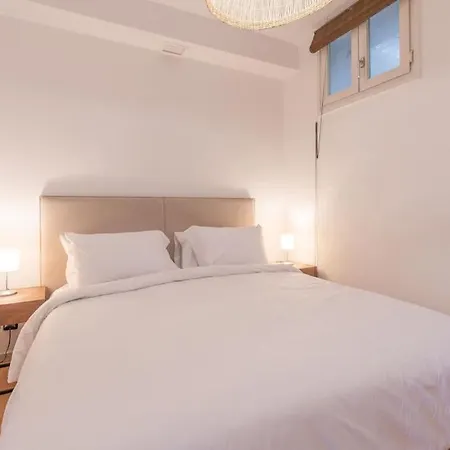 Ar22 Belgravia Club * אסטפונה
